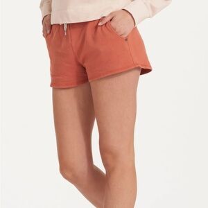 NWT Vuori “sunny side” shorts size M